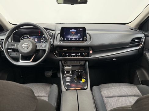 Used 2024 Nissan Rogue SV FWD image 21