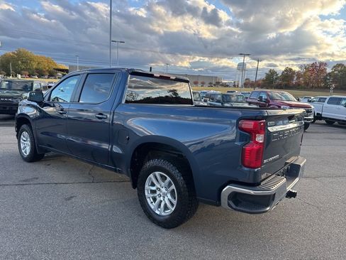 Used 2021 Chevrolet Silverado 1500 LT w/ Z71 Off-Road Package image 7