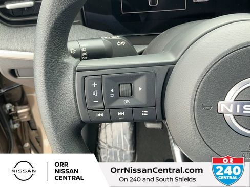 New 2026 Nissan Kicks SV w/ Charging Package FWD image 19