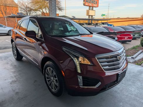 Used 2017 Cadillac XT5 Luxury w/ Driver Awareness Package image 7