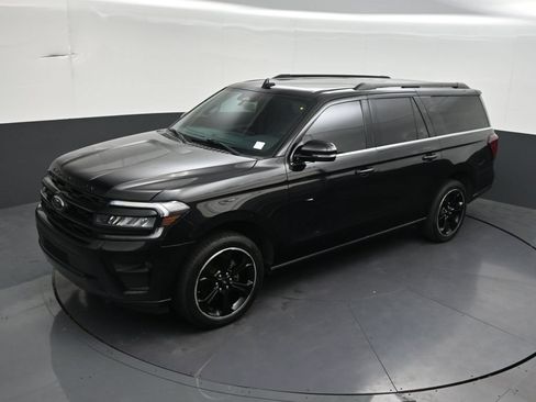Used 2024 Ford Expedition Max Limited AWD/4WD image 17