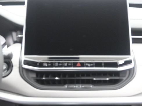 New 2026 Jeep Compass Limited AWD/4WD image 25