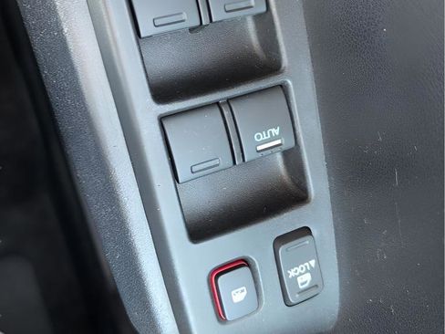 Used 2009 Honda Fit Sport image 18