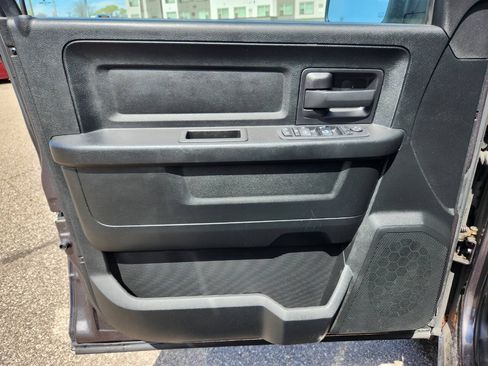 Used 2018 RAM 1500 Express w/ Express Value Package AWD/4WD image 20