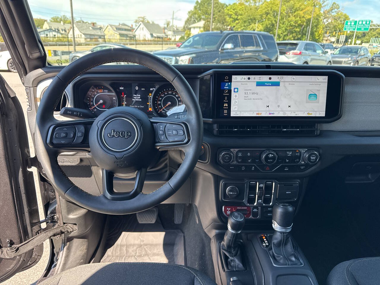 Used 2024 Jeep Wrangler Unlimited Sport AWD/4WD image 18