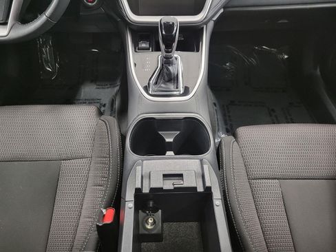 Used 2025 Subaru Outback Premium AWD/4WD image 45