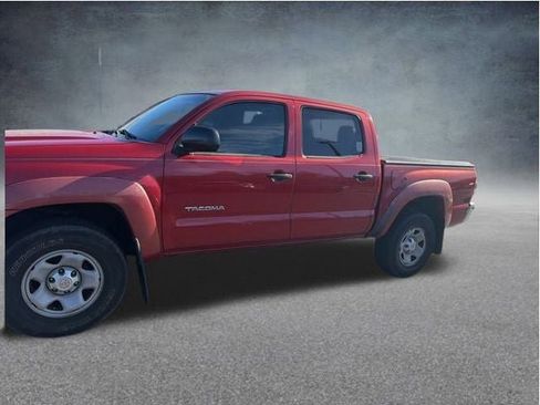 Used 2013 Toyota Tacoma PreRunner image 15