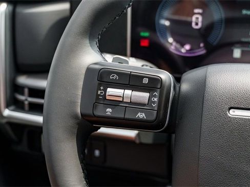 New 2026 Hyundai Santa Fe SE image 11