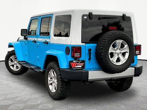 Used 2017 Jeep Wrangler Unlimited Sahara w/ Quick Order Package 23E Chief AWD/4WD image 4