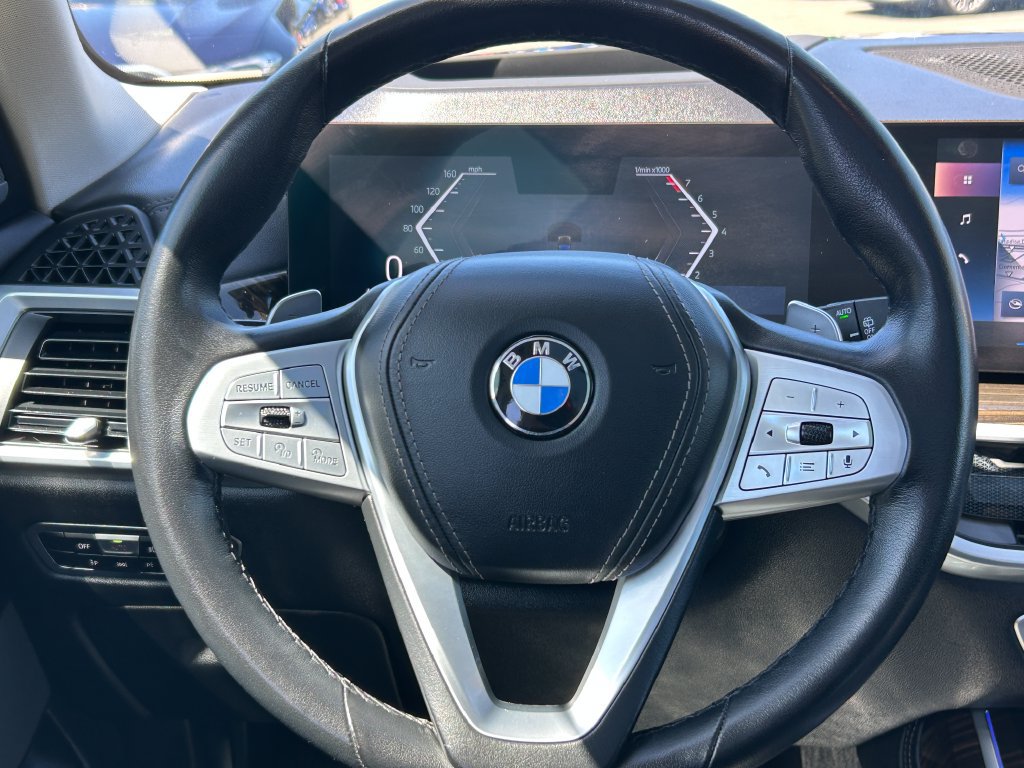 Used 2023 BMW X7 xDrive40i AWD/4WD image 18