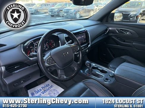 Used 2022 Chevrolet Traverse Premier w/ Redline Edition image 10