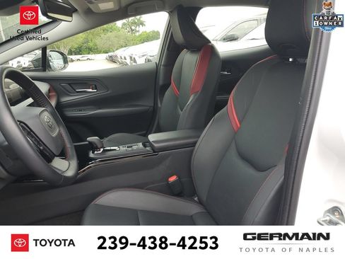 Certified 2025 Toyota Prius Plug-In Hybrid FWD image 19