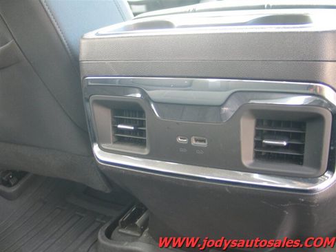Used 2023 GMC Sierra 1500 Elevation w/ Preferred Package AWD/4WD image 37