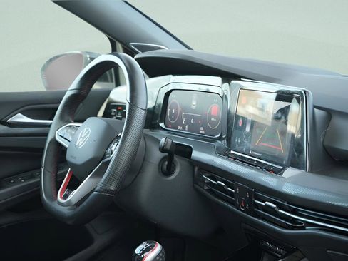 Used 2024 Volkswagen GTI SE w/ SE Leather Seats Package image 13