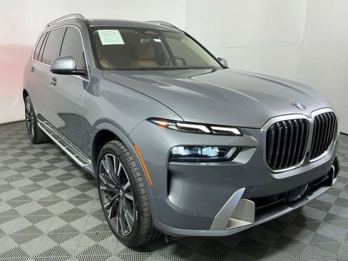 Certified 2023 BMW X7 xDrive40i w/ Premium Package image 4