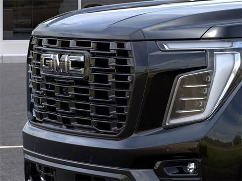 New 2026 GMC Yukon Denali Ultimate image 13