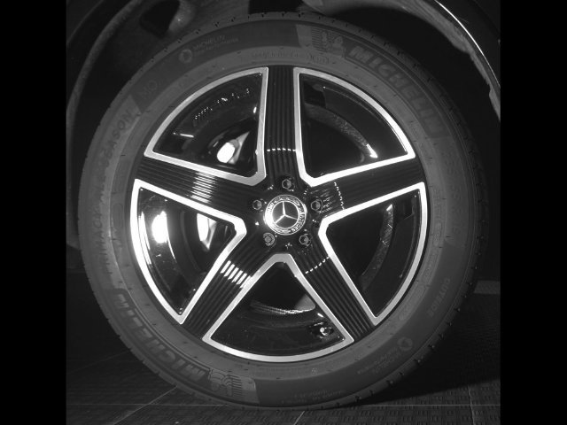 Used 2024 Mercedes-Benz GLC 300 4MATIC image 9