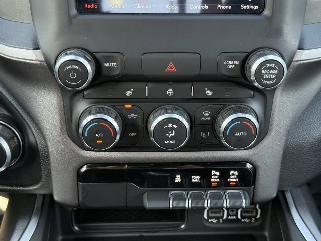 Used 2020 RAM 1500 Big Horn AWD/4WD image 12