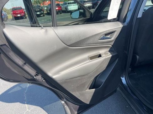 Used 2023 Chevrolet Equinox LT AWD/4WD image 11