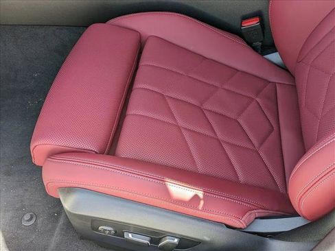 Certified 2024 BMW i5 eDrive40i w/ M Sport Package image 4