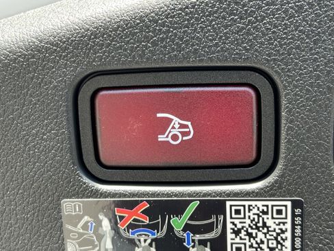 New 2026 Mercedes-Benz CLE 53 AMG 4MATIC Cabriolet image 25