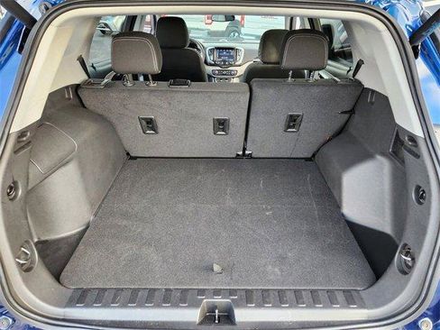 Certified 2022 GMC Terrain SLE w/ Driver Convenience Package image 13