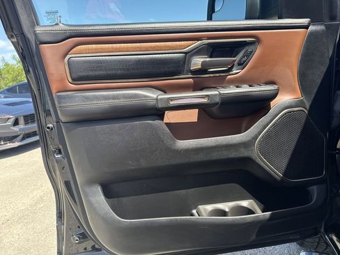 Used 2021 RAM 1500 Limited AWD/4WD image 10