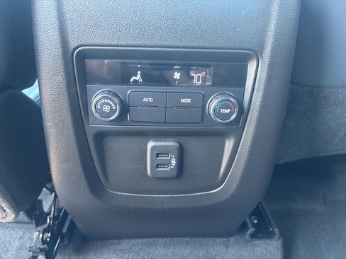 Used 2024 Buick Enclave Essence w/ Technology Package AWD/4WD image 20