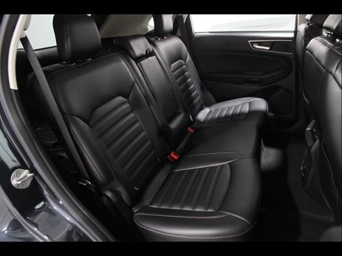 Used 2023 Ford Edge SEL w/ Convenience Package AWD/4WD image 17