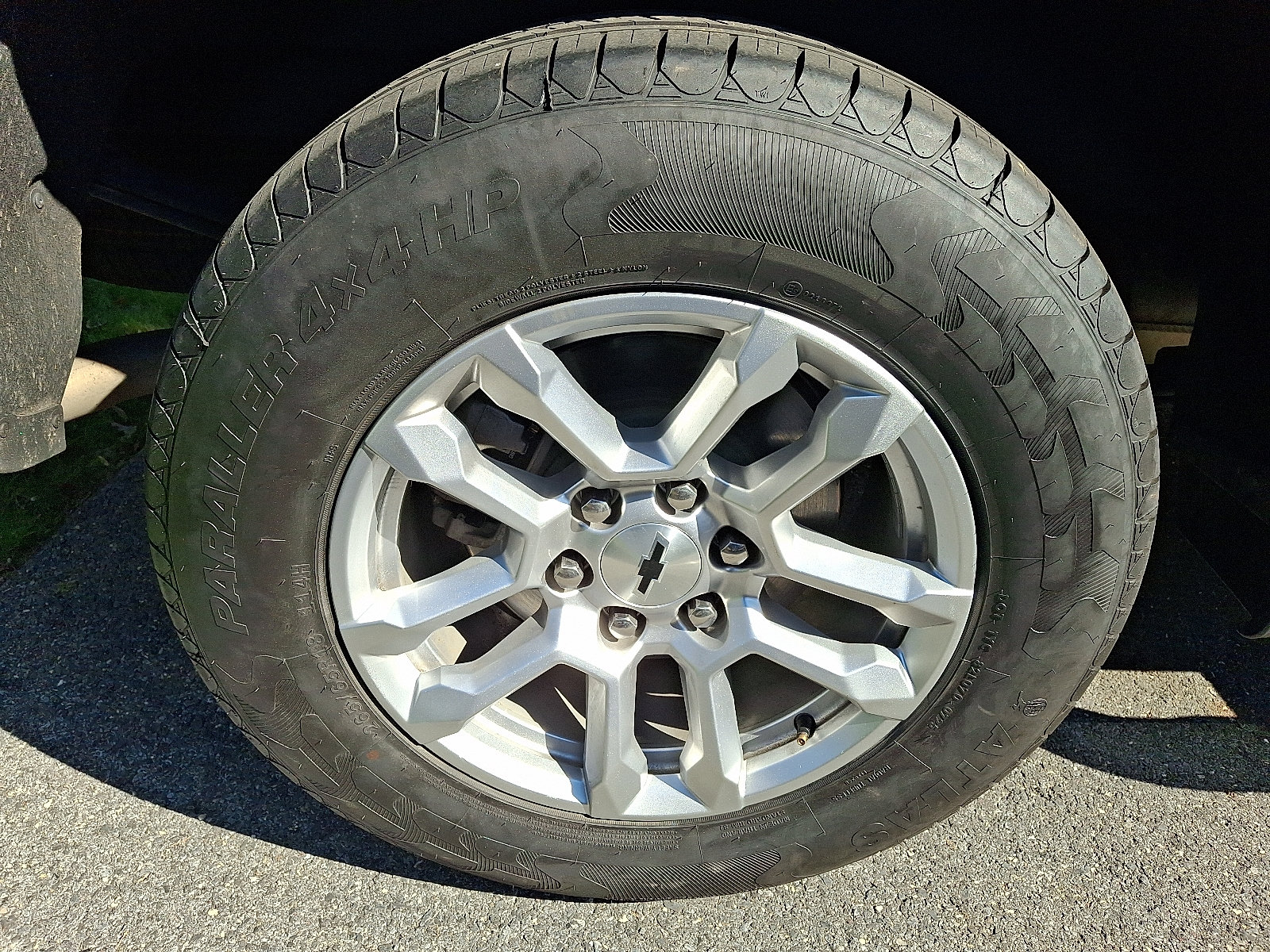 Used 2023 Chevrolet Silverado 1500 RST w/ Protection Package AWD/4WD image 7