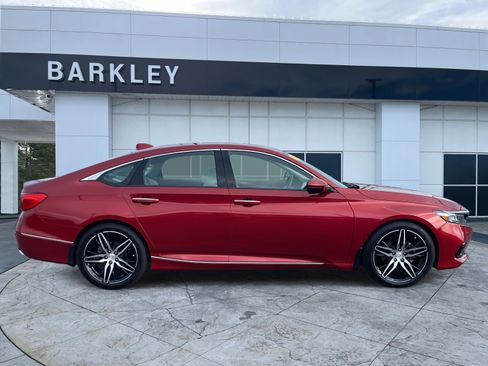 Used 2021 Honda Accord Touring image 8