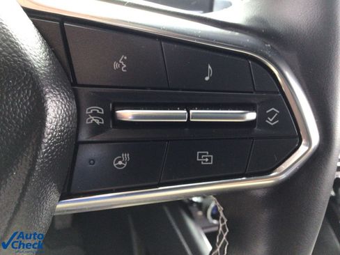 Used 2024 Chevrolet Traverse LS image 24