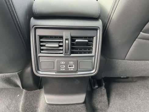 Used 2026 Subaru Forester Limited AWD/4WD image 13