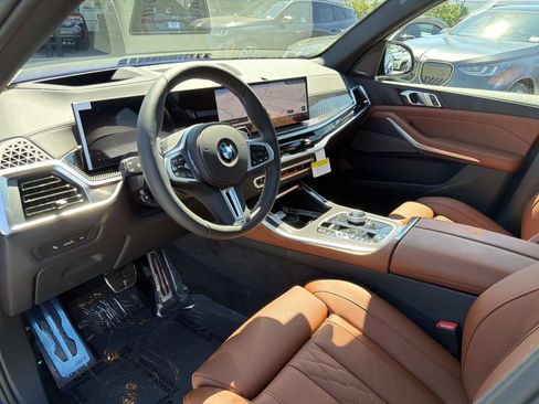 New 2026 BMW X5 M60i w/ Executive Package image 15