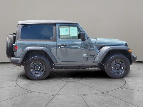 Certified 2025 Jeep Wrangler Sport AWD/4WD image 13