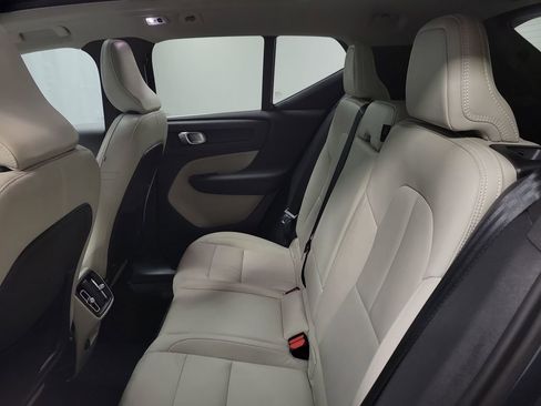 Used 2019 Volvo XC40 T5 Inscription AWD/4WD image 21