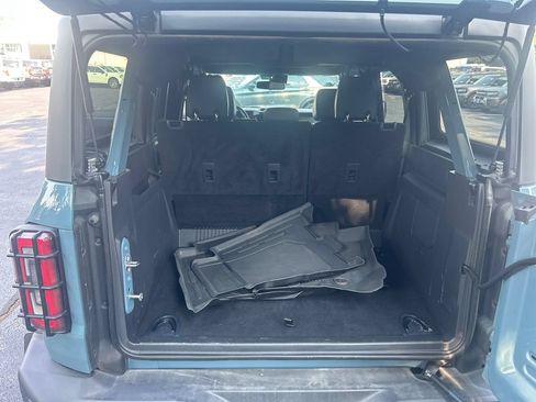 Used 2023 Ford Bronco Outer Banks w/ Sasquatch Package AWD/4WD image 27