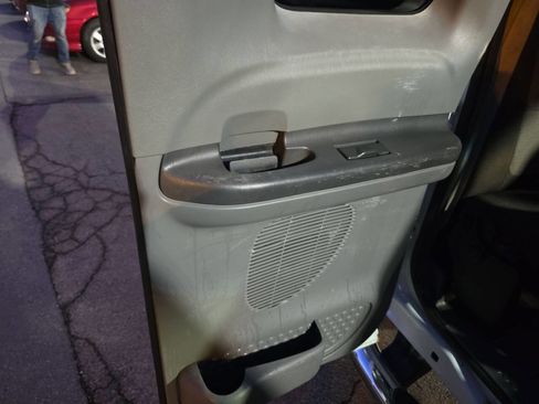 Used 2004 Ford F250 XL image 24