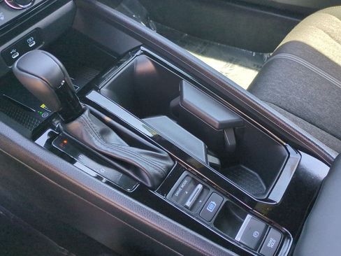 Certified 2025 Honda Accord Sport image 18