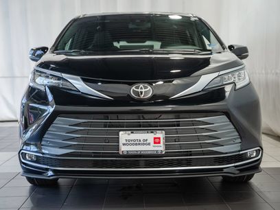 New 2026 Toyota Sienna Limited