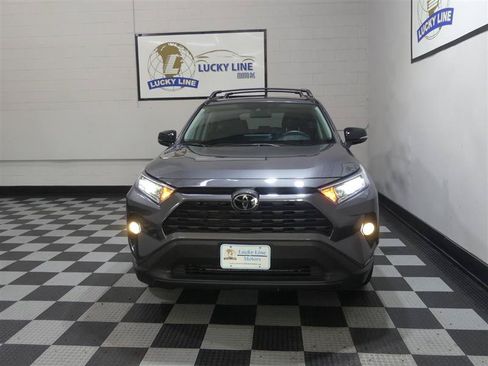 Used 2021 Toyota RAV4 XLE w/ Convenience Package AWD/4WD image 2