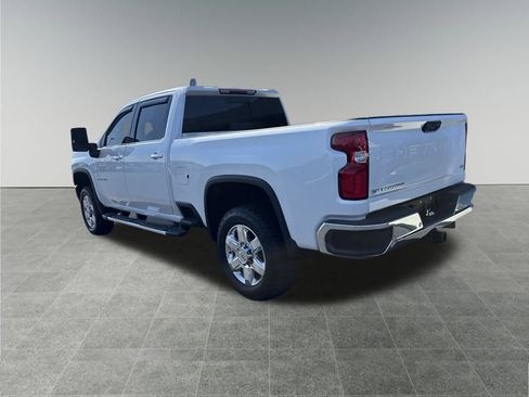 Used 2022 Chevrolet Silverado 2500 LTZ w/ LTZ Plus Package image 3
