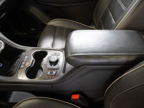 Used 2020 GMC Acadia Denali w/ Trailering Package AWD/4WD image 24