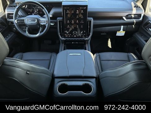 New 2026 GMC Yukon XL Denali w/ Denali Reserve Package AWD/4WD image 10