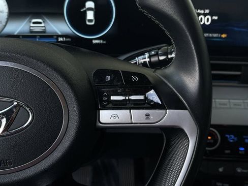 Used 2023 Hyundai Elantra Limited image 20