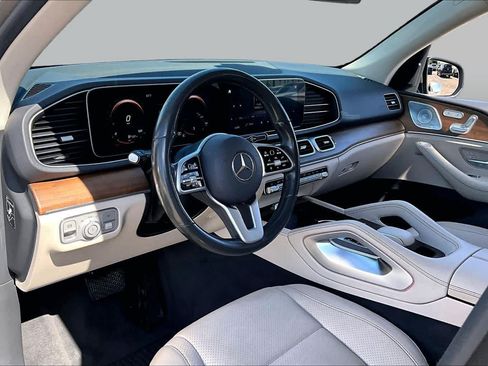 Used 2020 Mercedes-Benz GLE 350 w/ Premium Package image 18