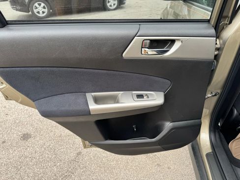Used 2009 Subaru Forester 2.5XT Limited image 18