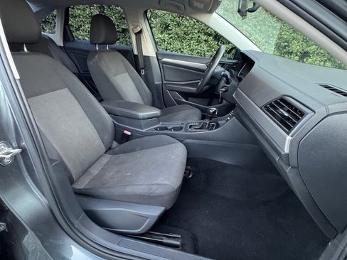 Used 2019 Volkswagen Jetta S w/ Driver Assistance Package image 17