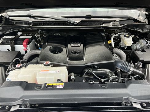 Used 2023 Toyota Tundra SR5 AWD/4WD image 35