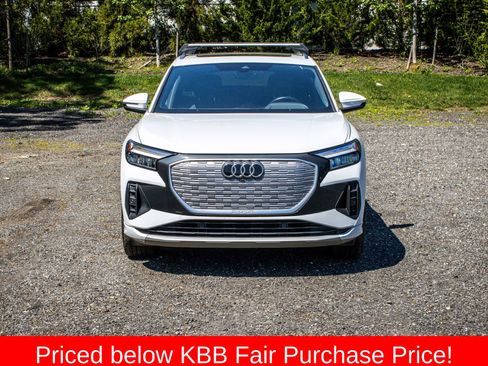 Used 2022 Audi Q4 e-tron Premium Plus AWD/4WD image 2